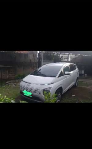 Hyundai stargazer lokasi di  , tersedia melalui melalui situs Olx