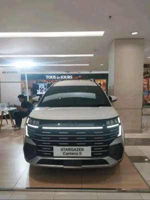 Hyundai Stargazer Cartenz lokasi di  , tersedia melalui melalui situs Olx
