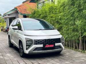 Hyundai Stargazer Prime Captain Seat IVT 20222023Avanza BRV lokasi di  , tersedia melalui melalui situs Olx