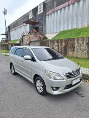 Jual bekas Innova diesel 2012 V matic,lokasi di  