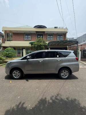 Jual bekas Innova Diesel G 2019 V 2020 venturer 2018 toyota kijang,lokasi di  