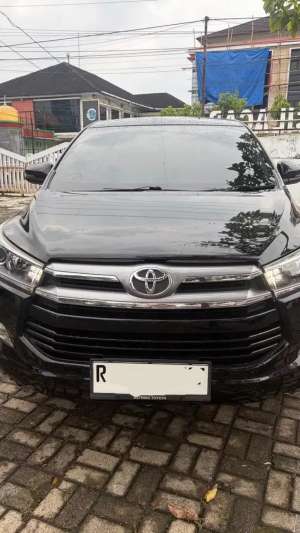 Jual bekas innova diesel matic 2020,lokasi di  