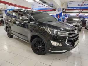Jual bekas Innova Venturer Matic 2019 toyota kreditmobil mobilsurabaya mobil,lokasi di  