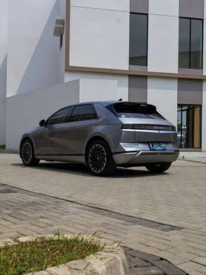 Jual bekas IONIQ5 SIGNATURE LONG RANGE BLUELINK 2024. KM 20RB,lokasi di  