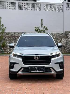 Istimewa Gan Cool Family Car Honda BRV BR-V B-RV Prestige AT 2022 lokasi di  , tersedia melalui melalui situs Olx