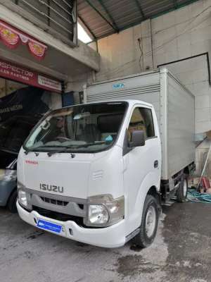 Jual bekas ISUZU 2019 TRAGA BOX 2.5 MT SOLAR PUTIH MURAH OTOMART 286 KENJERAN,lokasi di Surabaya Kota