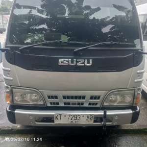 Isuzu Elf 2012 Diesel lokasi di  , tersedia melalui melalui situs Olx