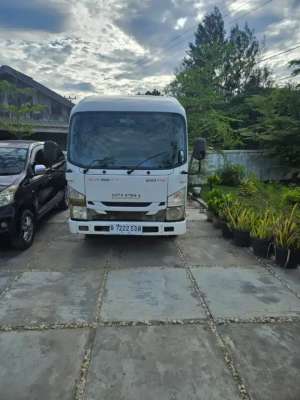 Isuzu ELF NLR 55 lokasi di  , tersedia melalui melalui situs Olx