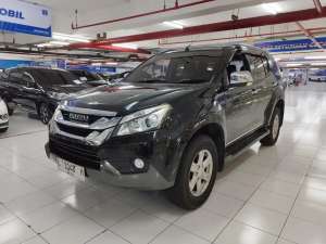 Jual bekas Isuzu MU-X AT 2015 Hitam mux mobilsurabaya mobilmurah suv,lokasi di Surabaya Kota