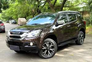 Jual bekas ISUZU MU-X I-SERIES 2019 LOW KM,lokasi di Jakarta Selatan