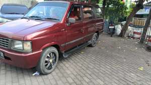Isuzu Panther 1997 Diesel lokasi di  , tersedia melalui melalui situs Olx