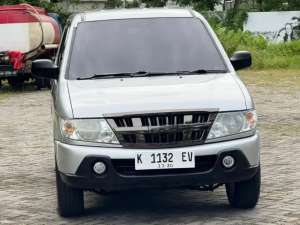 ISUZU PANTHER 2.5 LV 2013 DIESEL MANUAL lokasi di  , tersedia melalui melalui situs Olx