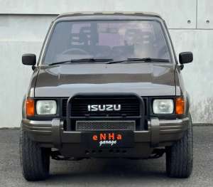 Isuzu Panther Bonet Turbo 2.3 manu 1993.. istimewa.. lokasi di  , tersedia melalui melalui situs Olx