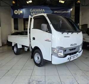 Jual bekas Isuzu Traga 2.5 Diesel Pick Up Bak Rata Jumbo Th2024 Putih Istimewa,lokasi di  