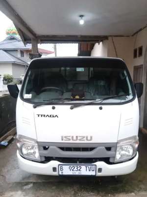 Jual bekas Isuzu traga 2,5 pickup manual tahun 2025,lokasi di Solok Kota