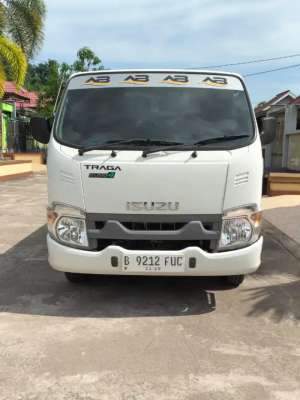 Jual bekas Isuzu Traga Second like NEW,lokasi di Samarinda Kota