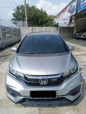 Jual bekas JAZZ 1.5 RS CVT 2021,lokasi di  