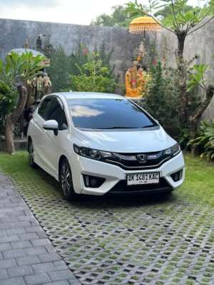Jual bekas JAZZ RS 2014 MATIC LOW KM ISTIMEWA SIAP PAKAI,lokasi di Kab. Badung