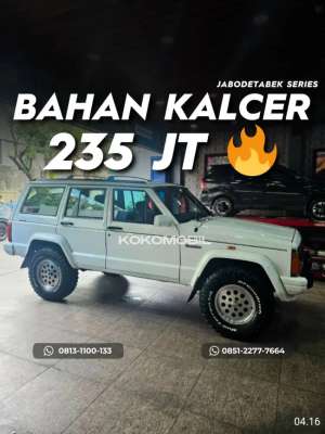 Jeep Cherokee XJ 1994 lokasi di  , tersedia melalui melalui situs Olx