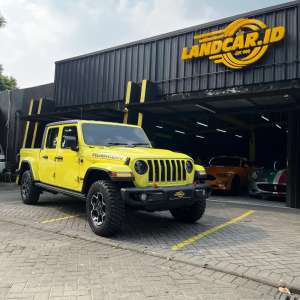 Jeep Gladiator 3.6 Rubicon2023 lokasi di  , tersedia melalui melalui situs Olx