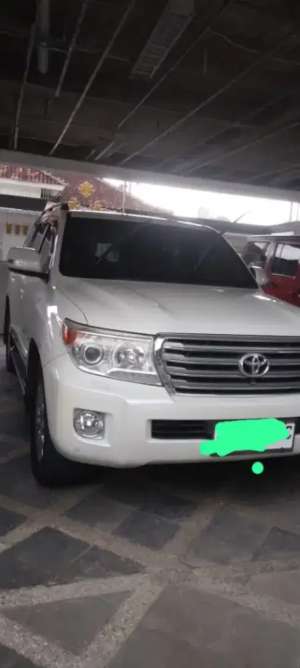 Jual bekas Jeep land cruiser Mobil gagah tak perlu beli mahal,lokasi di  