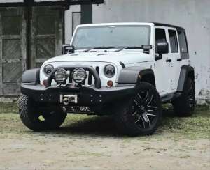 Jual bekas JEEP WRANGLER JK SPORT X 3.6 AT 2012 LowKM 42rb RECORD ISTIMEWA BDG,lokasi di Bandung Kota