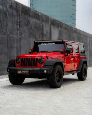 Jual bekas Jeep Wrangler Sport 3.6 JK 4-Doors 2015,lokasi di Jakarta Selatan