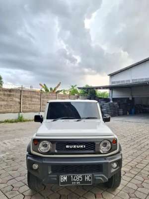 Jual bekas Jimny 2021 matic. Km 30rb antik,lokasi di Pekanbaru Kota
