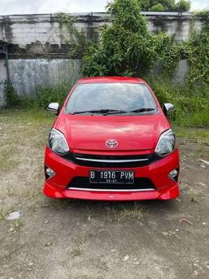 Jual bekas jual beli mobil bekas,lokasi di  