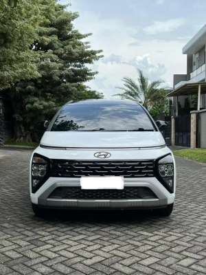 Jual CepatHyundai stargazer prime two tone captain seat sprt baru lokasi di  , tersedia melalui melalui situs Olx