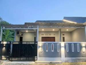 jual cepat rumah siap huni lahan 100 meter harga nego sampai deal lokasi di Bekasi Kota, tersedia melalui melalui situs Olx