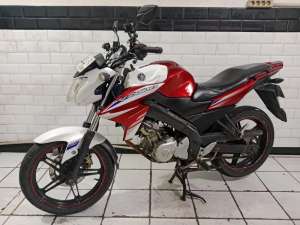 Jual bekas Jual cepat vixion ks 2014 surat komplit,lokasi di  
