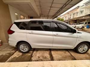 Jual bekas JUAL ERTIGA 2019 PUTIH BEKAS,lokasi di  