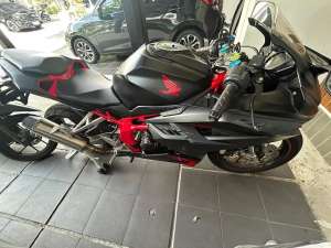 Jual bekas Jual Honda CBR 250RR akhir 2020 black doffred chassis super,lokasi di  