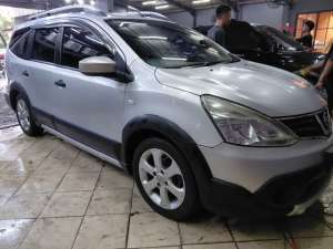 Jual bekas Jual Livina X Gear 2013,lokasi di Tangerang Selatan Kota