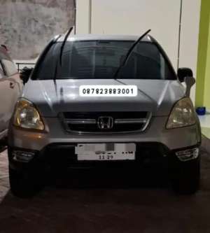 JUAL MOBIL HONDA C-RV 2003 lokasi di  , tersedia melalui melalui situs Olx