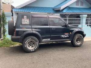 Jual bekas Jual mobil suzuki vitara doble gardan,lokasi di  