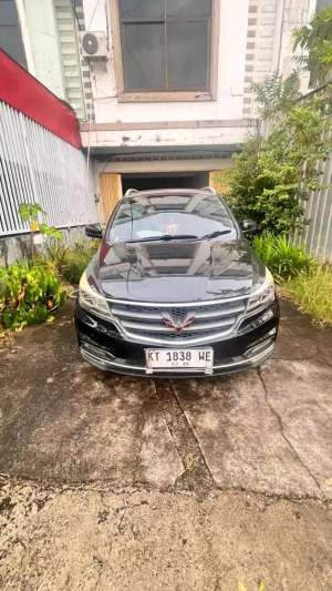 Jual mobil wuling cortez tahun 2018 lokasi di  , tersedia melalui melalui situs Olx