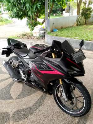 Jual bekas Jual motor Honda CBR 150,lokasi di Bandar Lampung Kota