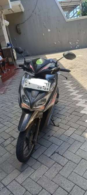 Jual bekas Jual Motor Vario 125 tahun 2014 Plat L,lokasi di  