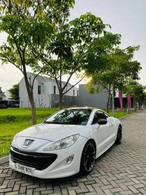 JUAL PEUGEOT RCZ 2013 lokasi di  , tersedia melalui melalui situs Olx