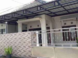 jual rumah bagus di jambangan karah Ketintang Kebonsari menanggal lokasi di Surabaya Kota, tersedia melalui melalui situs Olx