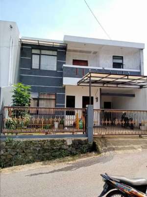 Jual Rumah Bandung Utara Mekar Saluyu Dago Resort Bandung lokasi di Bandung Kab., tersedia melalui melalui situs Olx