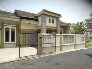 JUAL RUMAH MURAH MINIMALIS CISARANTEN ARCAMANIK,BANDUNG lokasi di Bandung Kota, tersedia melalui melalui situs Olx