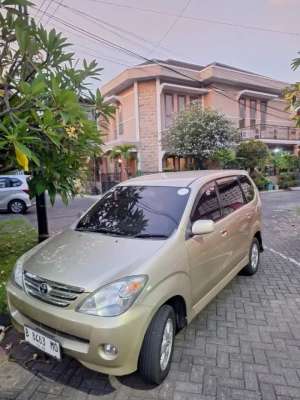 Jual Toyota Avanza lokasi di  , tersedia melalui melalui situs Olx