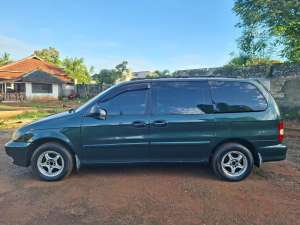 Kia Carnival 2000 Bensin lokasi di  , tersedia melalui melalui situs Olx