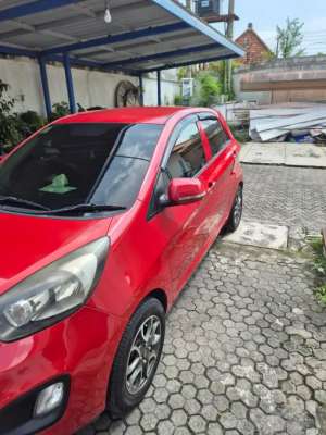 Kia Picanto 1.2 MT 2012 lokasi di  , tersedia melalui melalui situs Olx