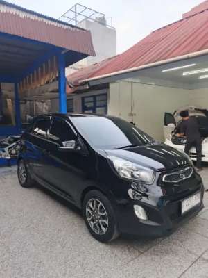 Kia Picanto 2012 lokasi di  , tersedia melalui melalui situs Olx
