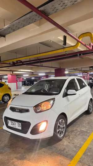 Kia Picanto 2013 Bensin lokasi di  , tersedia melalui melalui situs Olx