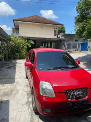 Kia Picanto Matic 2006 lokasi di  , tersedia melalui melalui situs Olx